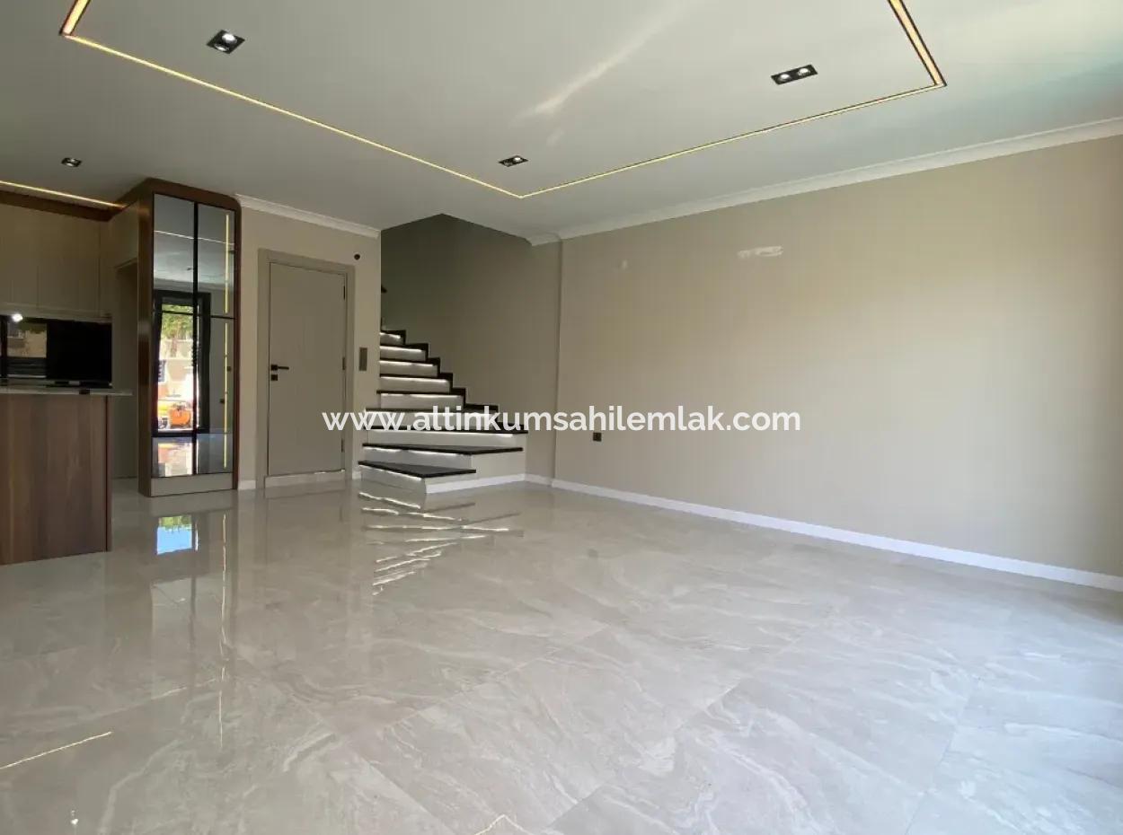 Didim Hisar Mahallesinde 4+1 Havuzlu Lüks Villa