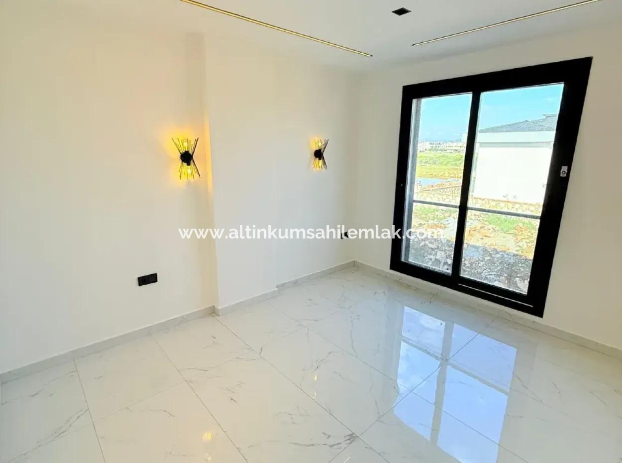 Didim Efeler’de 3+1 Özel Havuzlu, Müstakil Bahçeli Yeni Lüks Villa