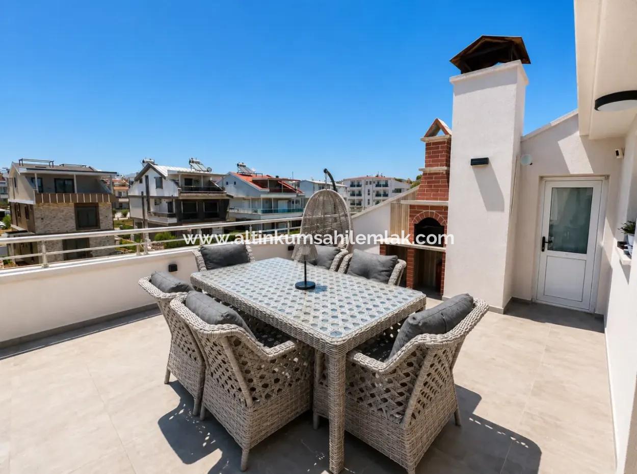 Didim Efeler Mahallesi’nde 3+1, 160 M², 2 Banyolu, Havuzlu Sitede Tadilatı Yapılmış  Daire