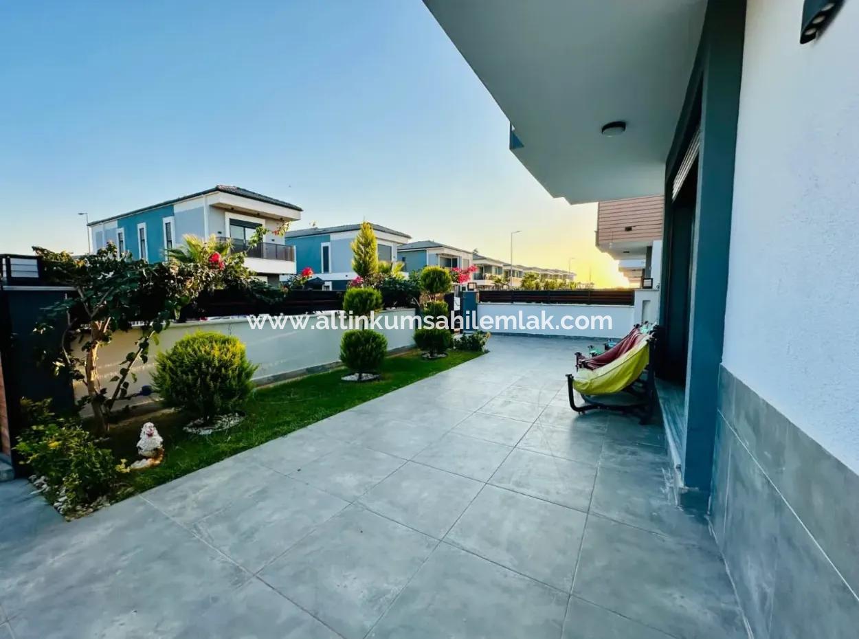 Didim’de 3+1 Ayrı Mutfak Full Eşyalı Havuzlu Villa