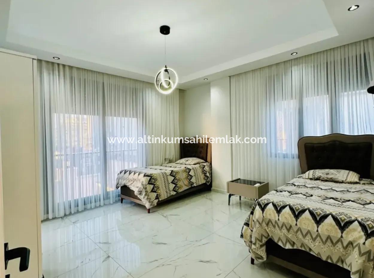 Didim’de 3+1 Ayrı Mutfak Full Eşyalı Havuzlu Villa