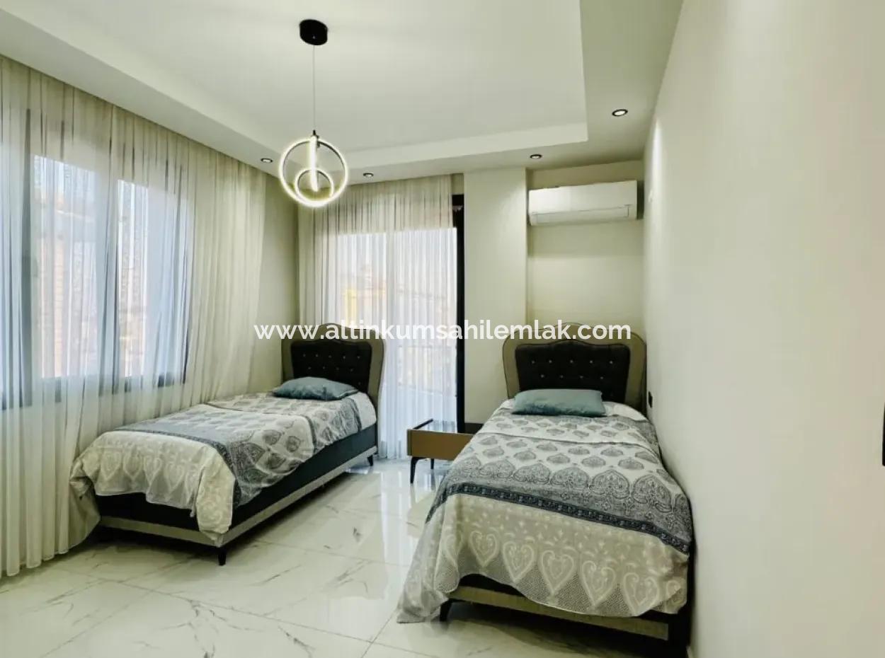 Didim’de 3+1 Ayrı Mutfak Full Eşyalı Havuzlu Villa