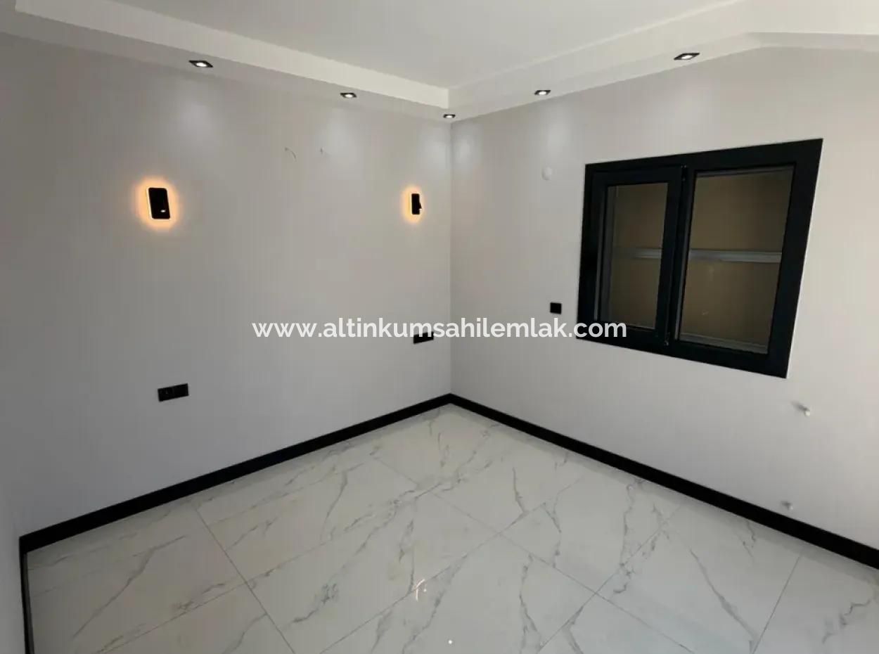 Didim Hisar Mahallesi’nde Deniz Manzaralı Triplex 3+1 Villa