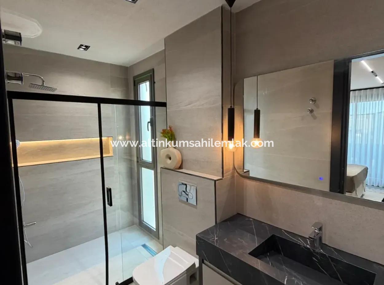 Didim Efeler’de 500 M² Arsa Üzerinde Tam Müstakil 4+1 Villa