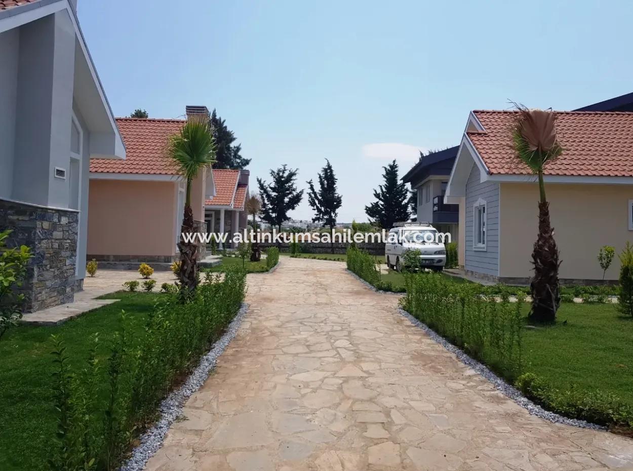 Didim Altınkum Sağturda Satılık Denize Yakın 2+1 Havuzlu Villa