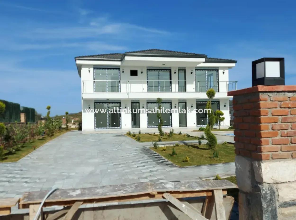Didim Yeşiltepe'de  Projeden Satılık Havuzlu Müstakil Villa, Yazlık Ev