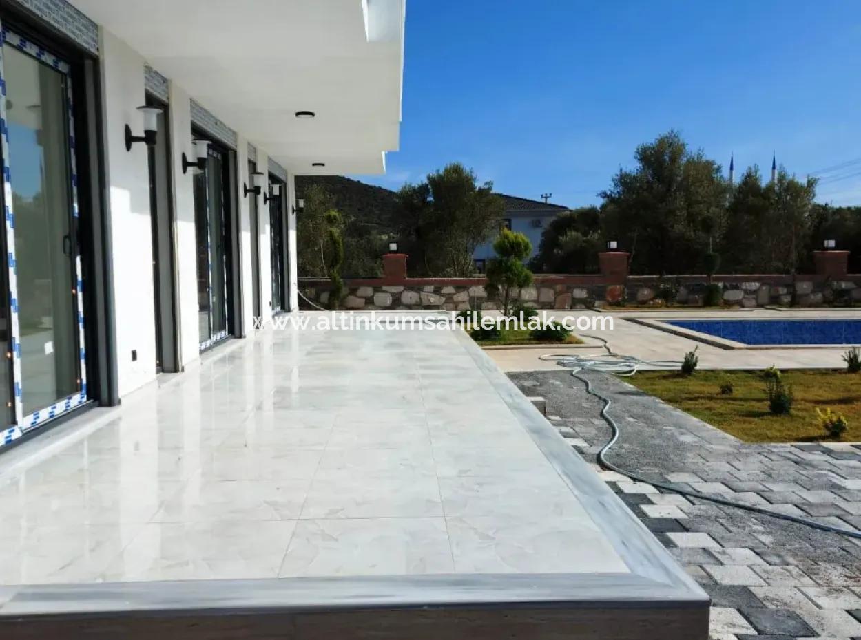 Didim Yeşiltepe'de  Projeden Satılık Havuzlu Müstakil Villa, Yazlık Ev