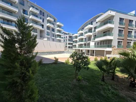 Didim Altınkum Saygınlar Sitesi’nde Ön Cephe Asansörlü 2+1 Havuzlu Sıfır Yapı Daire