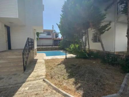 Didim'in İncisi Akbükte Satılık Deniz Manzaralı  3+1 Villa