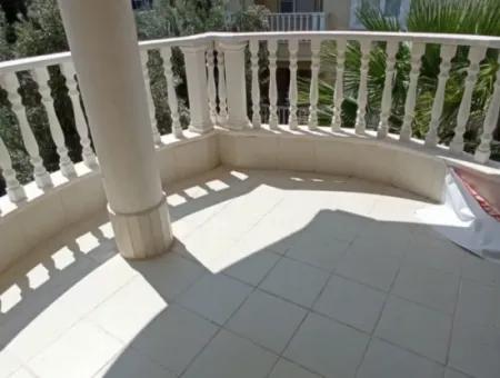 Didim Çamlık Mahallesi Altürk Sitesi İçinde Satılık Eşyalı 2+1 Daire