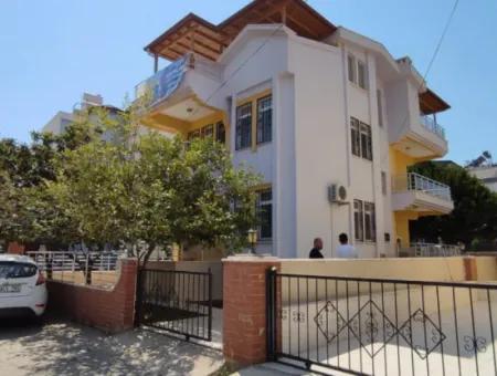 Didim Çamlık Mahallesinde Bulunan Satılık 5+1 Villa