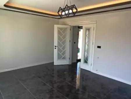 Didim Hisar Mahallesinde Satılık Deniz Manzaralı 4+1 Lüks Havuzlu Villa