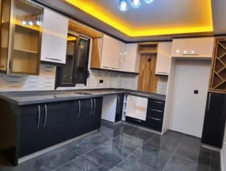Didim Hisar Mahallesinde Satılık Deniz Manzaralı 4+1 Lüks Havuzlu Villa