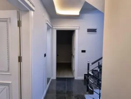 Didim Hisar Mahallesinde Satılık Deniz Manzaralı 4+1 Lüks Havuzlu Villa