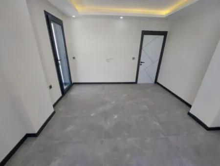 Didim Mavişehir Mahallesinde Satılık Deniz Manzaralı 4+1 Lüks Villa