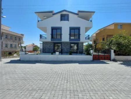 Didim Mavişehir Mahallesinde Satılık Deniz Manzaralı 4+1 Lüks Villa