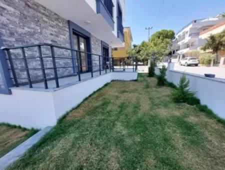 Didim Mavişehir Mahallesinde Satılık Deniz Manzaralı 4+1 Lüks Villa