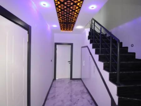 Didim Efeler Mahallesinde Satılık Lüks Ve Modern 4+1 Havuzlu Villa