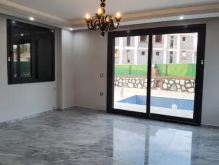 Didim Hisar Mahallesinde 3+1 Satılık Havuzlu Lüks Villa