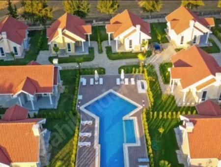 Didimde Satılık Tek Katlı Bungalov Ev, Villa Havuzlu Sitede