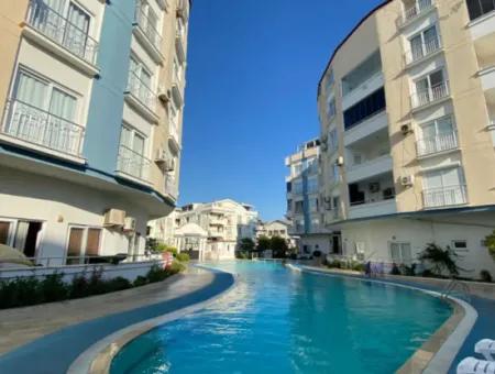 Didim Hisar Mahallesi Blue View Sitesinde Satılık Havuzlu  3+1 Dubleks