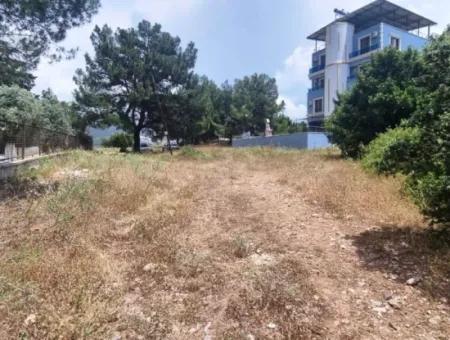 Didim Fevzipaşa Mahallesinde Satılık 291 M2 Villa İmarlı Arsa