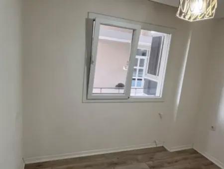 Didim Yeni Mahallede Satılık 3+1 Ayrı Mutfak Daire