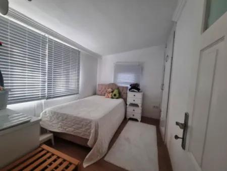 Didim Efeler Mahallesinde Satılık 4+1 Ayrı Mutfak Villa