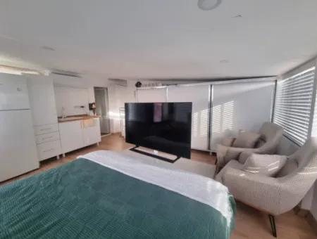 Didim Efeler Mahallesinde Satılık 4+1 Ayrı Mutfak Villa