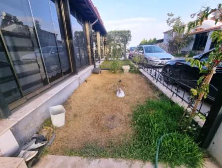 Didim Efeler Mahallesinde Satılık 4+1 Ayrı Mutfak Villa