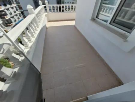 Didim Efeler Mahallesinde Satılık 4+1 Havuzlu Villa