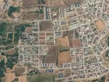 Didim Efeler Mahallesinde Satılık 4 Villalık 540 M2 İmarlı Arsa