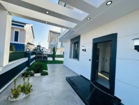 Didim Efeler Mahallesi Satılık Müstakil Villa