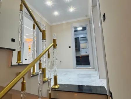 Didim Altınkum Mah. Satılık 5+1 Müstakil Havuzlu Villa