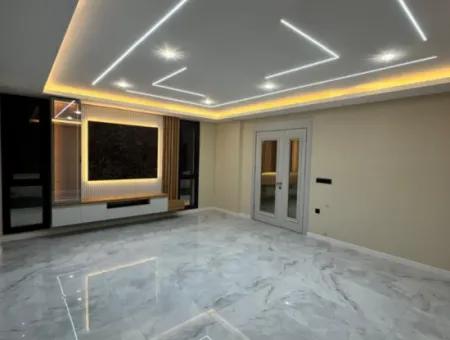 Didim Altınkum Mah. Satılık 5+1 Müstakil Havuzlu Villa