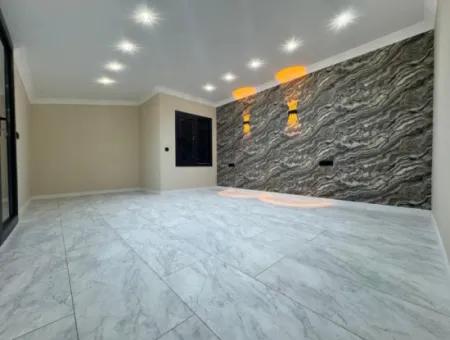 Didim Altınkum Mah. Satılık 5+1 Müstakil Havuzlu Villa