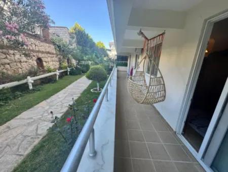 Didim Efeler Mahallesinde Satılık 2+1 Eşyalı Daire