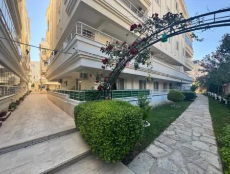 Didim Efeler Mahallesinde Satılık 2+1 Eşyalı Daire