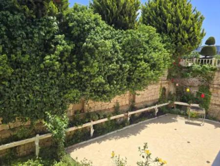 Didim Efeler Mahallesinde Satılık 2+1 Eşyalı Daire