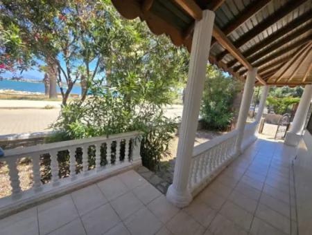 Didim Mavişehir Sedefkoy  Satılık Denize Sıfır Yazlık Villa