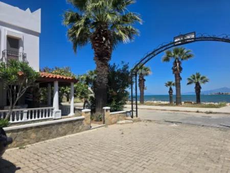 Didim Mavişehir Sedefkoy Sitesinde Deniz Sıfır Köşe Başı Full Eşyalı 3+1 Villa