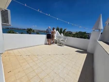 Didim Mavişehir Sedefkoy Sitesinde Deniz Sıfır Köşe Başı Full Eşyalı 3+1 Villa