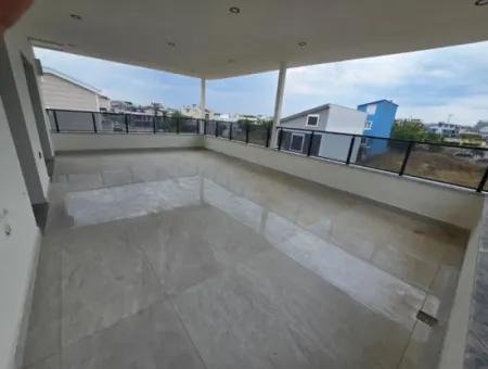 Hisar Mahallesinde Satılık 3+1 Villa