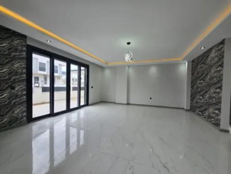Hisar Mahallesinde Satılık 3+1 Villa
