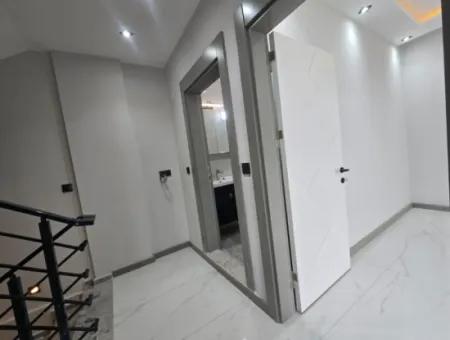 Hisar Mahallesinde Satılık 3+1 Villa