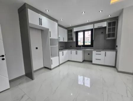 Hisar Mahallesinde Satılık 3+1 Villa