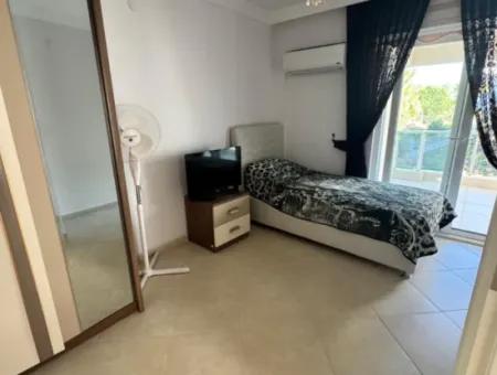 Yeşilkent’te Havuzlu Sitede, 5+1 Full Eşyalı Lüks Villa – Sürekli Kiralık! •