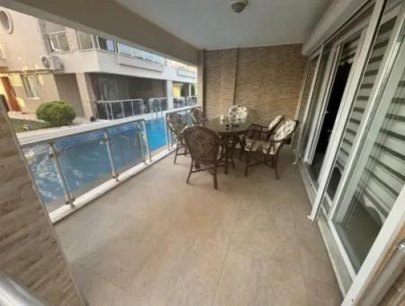 Yeşilkent’te Havuzlu Sitede, 5+1 Full Eşyalı Lüks Villa – Sürekli Kiralık! •