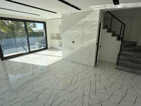 Didim Hisar Mahallesi – Satılık 3+1 Tripleks Villa  Panoramik Deniz Manzarası