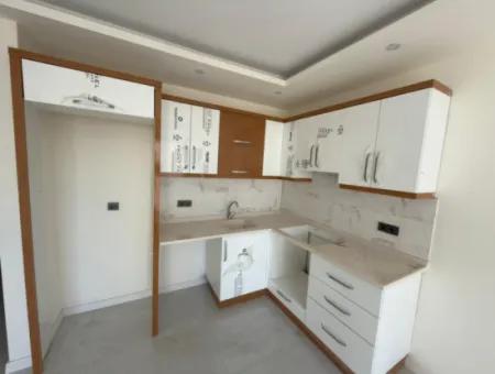 Didim Efeler Mahallesinde Satılık 2+1 Daire